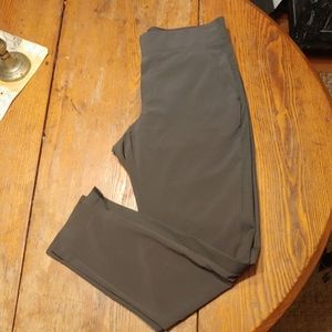 Athleta Brooklyn ankle pant in Arbor olive.